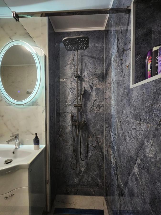 Blue Apartament เบรยลา ภายนอก รูปภาพ