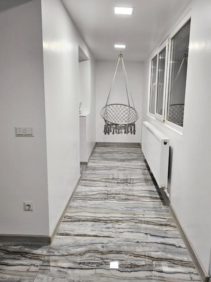 Blue Apartament เบรยลา ภายนอก รูปภาพ